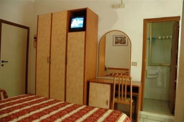 Hotel Roma Residenza チェルヴィア エクステリア 写真
